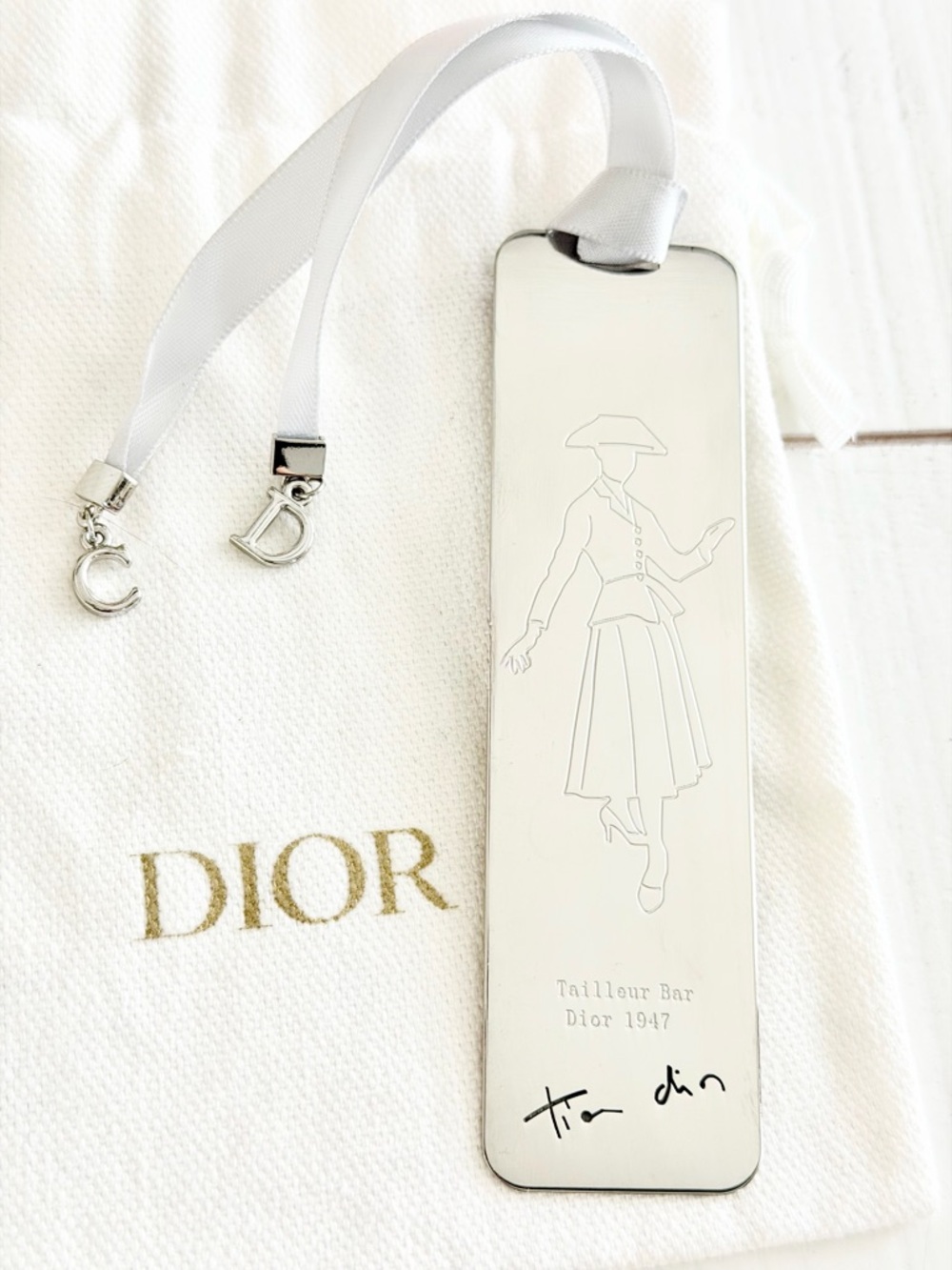 RARE Dior 1947 Vintage Tailleur Silver Bookmark w Dust Bag